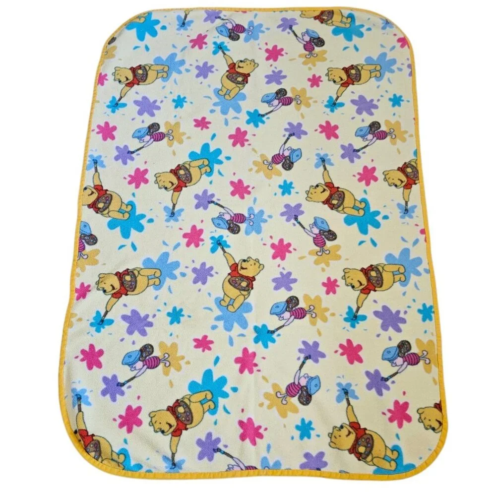 Vintage Y2K Winnie The Pooh Blanket Fleece Light‎ Yellow Piglet Painting 38x54